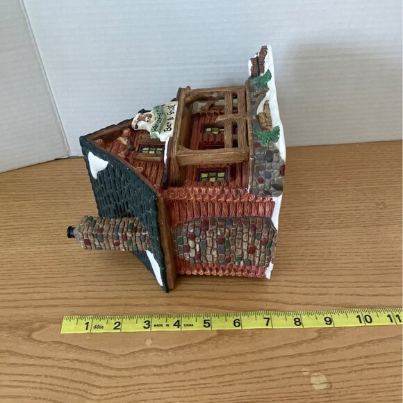 Vtg Santas Workbench Wandering Moose Bar & Grill Lighted Christmas Village 2000 - Picture 9 of 10